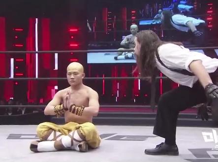 美国选手嚣张来华挑衅,惨被少林小金刚暴揍而逃 #格斗