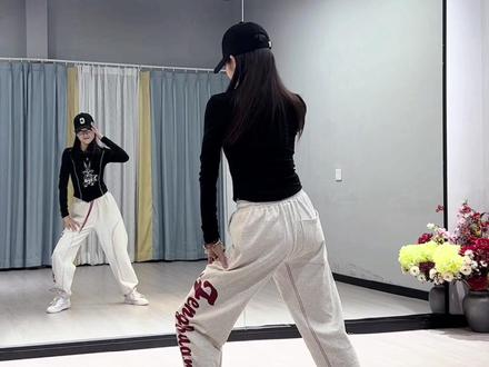 #撕夜 会唱这首歌的都不年轻了吧哈哈#广场舞 #背面#教程 #全网都在跳这个舞