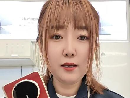 荣耀手机微信接收不到消息怎么办?我怀疑它不是在“静音”,而是在“装死”。每天刷十遍,生怕错过重要通知,结果发现是手机在偷偷“摆烂”。这哪是智能机,分明是“智障机”啊!#内蒙古荣耀 #内蒙古荣耀MagicV6 #折叠屏#手机推荐