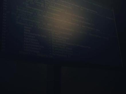 新手玩Claude Code必学!全命令详解+避坑指南! Claude Code官方足足近百个斜杠命令,但真正能让你效率翻倍、告别无效对话的核心高频命令,其实只有19个。#ClaudeCode #真实生活分享计划 #AI工具 #AI科技 #AI
