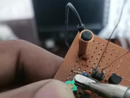 #无线电技术 #电子技术应用 无线电波的发射原理讲解