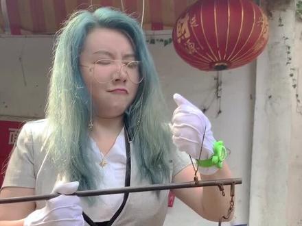这玩意谁要啊,丑不拉几的,不会真的有人喜欢吧?@摆货小天才