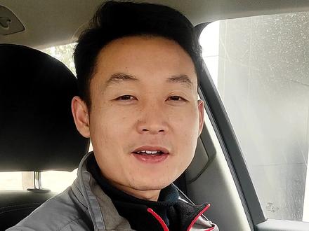 雨雪天气开车,要注意做这几件事情,让你行车更安全!#奥迪#雨雪天开车 #用车知识