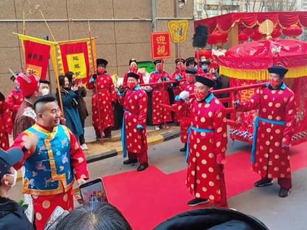传统颠花轿,过年啦,给大家继续送福利,下午3点可以关注直播!#传统婚礼习俗 #温暖平安过大年 #弘扬和传承民俗文化 #红红火火喜气洋洋过大年 #八抬大轿