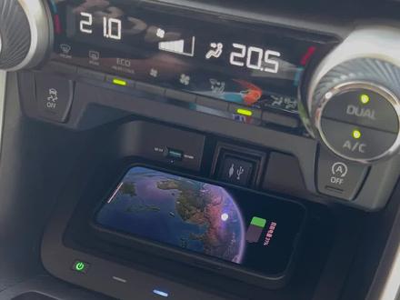 荣放威兰达无线充电#丰田 #威兰达 #荣放 #好物推荐