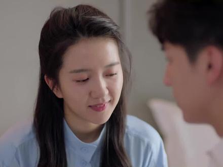 原来颜晓晨对沈侯是 一见钟情啊~ #半暖时光#杨旭文#许龄月