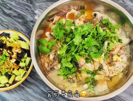 最美不过人间烟火,遇见好锅,遇见美食,眼中都是俗的欲望。 #家常菜