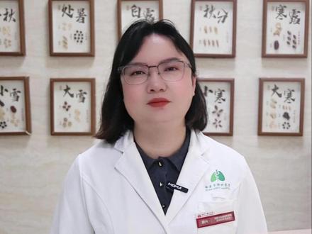 今天给大家介绍几款哮喘和慢阻肺的常用药#哮喘 #慢阻肺 #医学科普 #呼吸科顾兴主任 #抖出健康知识宝藏