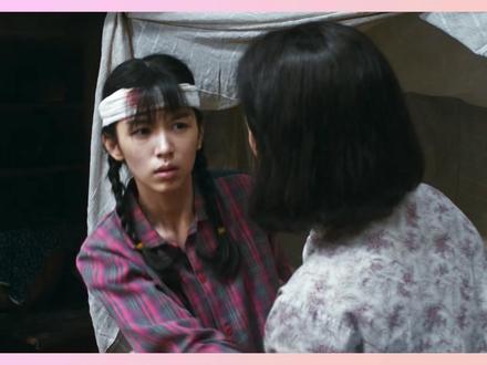 《你好1983》好看!18 岁貌美如花,一睁眼就是极品全家 周也和翟潇文的表现都出乎我意料的好,导演节奏把握的不错,该爽的爽该暧昧的时候暧昧,重点点名表扬道具置景,完全脱离了偶像剧那种空洞精致的置景,增加了不少观看时的沉浸感,给道具组打一百分!#周也 #翟潇闻 #你好1983 #影娱热点团 #夏晓兰