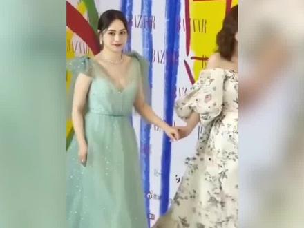 头大手短,身材五五分?这些女星,单看很美,一看全身就崩 #女星身材 #鞠婧祎 #杨颖 #赵丽颖 #霍思燕