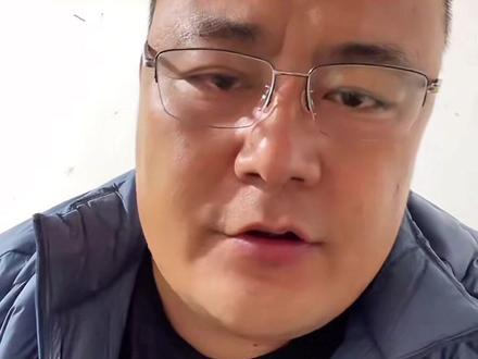 #蜜蜂哥 #道友 #苗王 三剑客会留在七星山,明天先去蜜蜂哥老家拍摄,再去苗王老家#张家界七星山骆驼杯荒野求生 #老六荒野