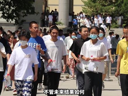 呼图壁县1717名考生奔赴考场(视频摄制 王永青)#中考加油#中考