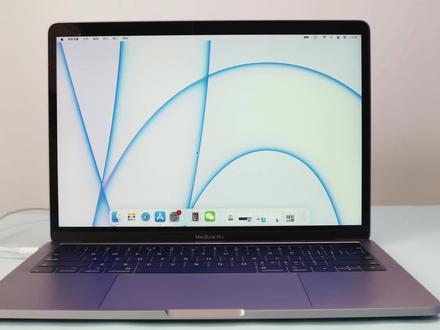 苹果电脑有自己的免费办公软件?Mac办公Pages/Keynotes/Numbers #苹果办公软件 iWork是苹果公司为macOS,iPadOS以及iOS操作系统开发的自己的办公室软件。只能在苹果设备应用,Windows电脑不可以用。Mac自带的Pages文稿、Keynotes讲演和Numbers表格。相当于Windows品牌的Word、PowerPoint,Excel。MacBook Pro Air 苹果电脑有什么免费的办公软件?苹果 iWork 办公三件套,轻松应对表格,文档,PPT。当然也可以用微软的office办公三件套也可以用其他品牌的办公三件套比如WPS大家可以看后面的教程。分别演示! MAC苹果电脑入门指南视频教程新手技巧,MacOS操作系统视频教学专业MacBook Air Pro新手在线课程教学教程。
#Mac办公 #Mac办公软件 #iWork #pages #pages文稿 #numbers #numbers表格 #keynote #keynote教程 #wps #office #微软Office #Mac教程 #苹果电脑使用技巧 #macbook使用技巧