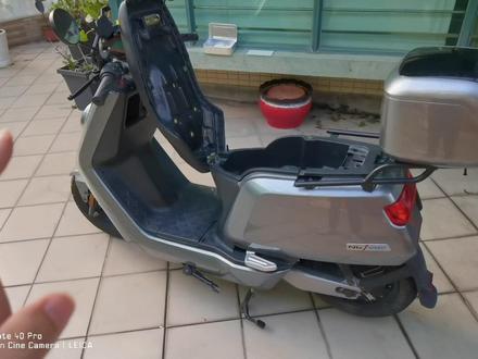 #记录生活 #日常vlog #小牛电动 #既败家又省钱 小牛换壳完整拆装第二部,分持续更新中。。。