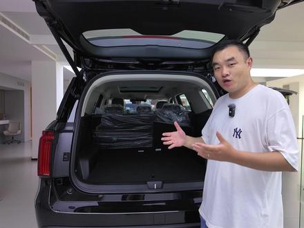 只要12万多?哈弗H5配大梁车身+纵置2.0T+采埃孚8AT 如果你想买一台装载能力媲美皮卡车型的大五座SUV,预算只有12万多,那我建议你看看哈弗H5,后备厢空间无敌。#都是好车 #抖音汽车 #汽车人共创计划 #哈弗