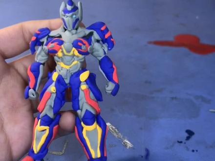 超级迷你版擎天柱制作全过程(下)这是一双承载孩子梦想的手#超轻粘土