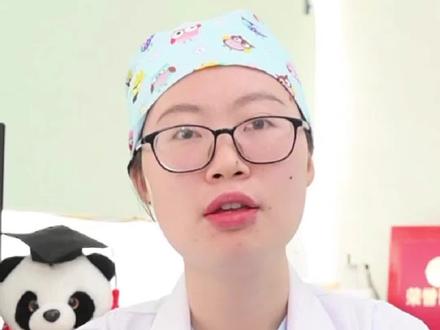 还在嚼槟榔?再不戒掉当心口腔癌~你身边有喜欢嚼槟榔的朋友吗?快把这个视频转发他!#医学科普 #口腔纤维化 #口腔健康 #槟榔 #牙齿健康 #华西口腔 @抖音小助手
