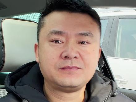 油价上涨你慌个毛!该加油加油该上班上班!一年也就多花2000 #汽车#汽车知识 #汽车知识分享 #每天一个用车知识 #抖音汽车