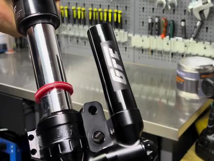 GFE狙击者倒置前减震定重,简单压试阻尼#gfe狙击者43芯g35倒置减震