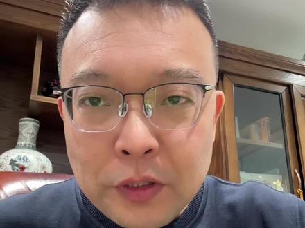 #小米su7 #雷军 #比亚迪#王传福 #魏建军 小米su7发布会震惊汽车圈,比亚迪王传福、阿维塔王辉、何小鹏、李想、张建勇纷纷捧场,宇树科技的王兴兴也来助阵