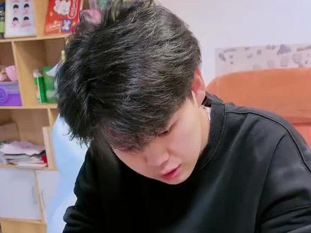 哥哥用奶盒改造 #亲子#记录生活