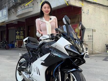 网传春风675SR的小缺点,你能接受吗?#机车 #买车必看 #机车女骑 #关注我圆你机车梦 #总有一款适合你