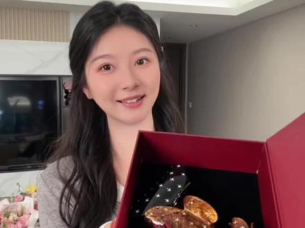 FunF星芒抓夹 颜色推荐来啦~姐妹们快来看看吧👀#创作灵感 #发饰 #发饰头饰 #发饰头饰真的很加分 #发饰发夹