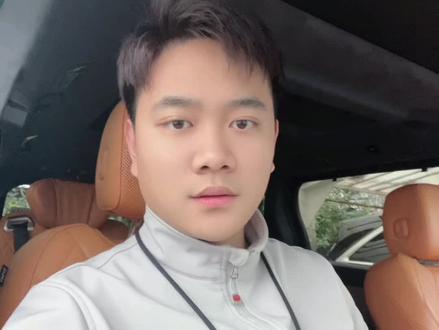 魏牌的高山蓝山怎么设置让亲戚朋友发的微信定位直接扭转上车机?我们跟着视频学一下
#魏牌高山 #魏牌蓝山 #导航 #用车小知识 #魏牌小百科