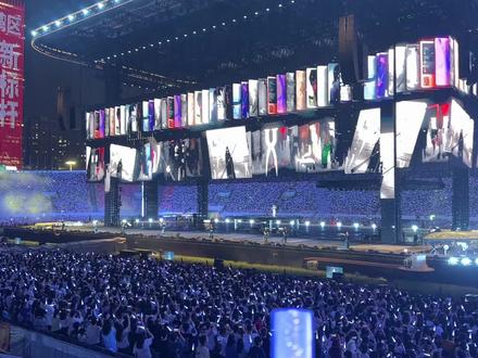 明知这是一场意外 我来了..万兽之王的《意外》舞台效果夯爆了#薛之谦万兽之王巡回演唱会广州站#演唱会现场live #神级现场