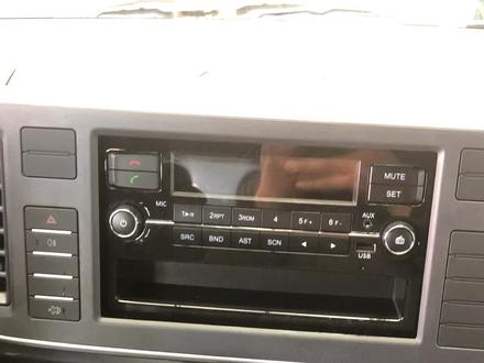 大通v80plus安装导航拆装中控台步骤