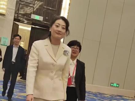 宗馥莉的含金量还在上升 #宗馥莉 #毛巾少爷 #豪门 #女性智慧