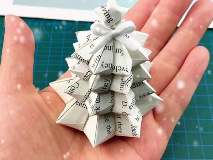 圣诞树肯定要用英语试卷折呀!一学就会 #手工折纸教程 #创作者中心 #创作灵感 #手工折纸教程 #手工diy