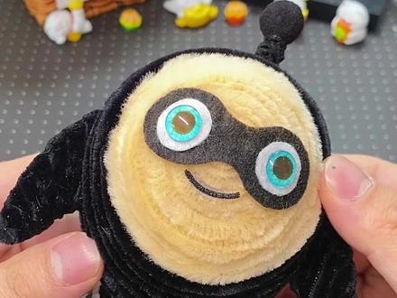 蛋仔派对-蛋小黑(粉丝投稿)扭扭棒教程来啦~做法嘎嘎简单, 一学就废~#蛋仔派对 #扭扭棒 #手工diy #宝藏生活家企划 #手工大神请支招