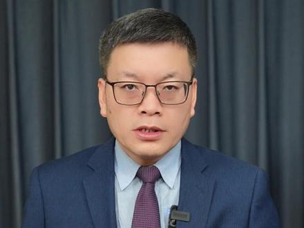 #浙江体职院涉事教练被立案停职 体操运动员遭教练体罚、索财后坠楼?校方:涉事教练被立案调查并停职(新华社)#攀谈天下 #抖音热评