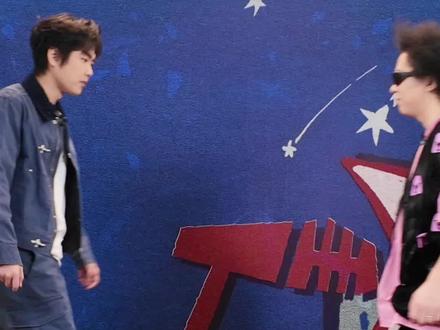 这次碰撞责任认定单要来判断一下 #大笨dance道歉舞 #今夜喜友秀