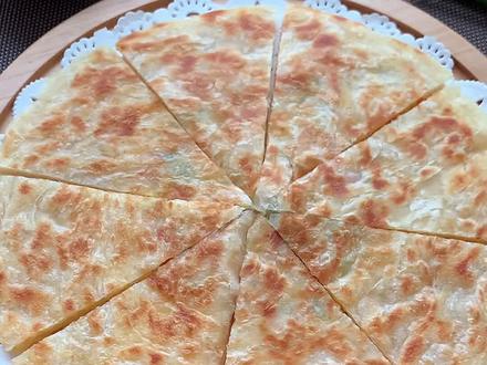 早上给孩子做个手抓饼,轻松两分钟就可搞定,又酥又脆~