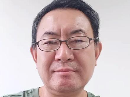古人在分别的时候要折柳相送,这是当时非常流行的文化风俗,尤其在文人墨客中,成为一种时尚。