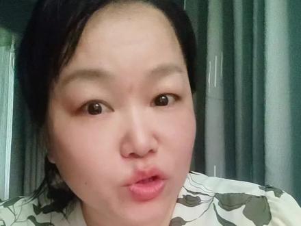 真正的轻视从来都不是写在脸上的,而是藏在行动里的 敢对你肆无忌惮的人,本质就是瞧不起你,人性真相:欺负你的人从来都知道对错。那个曾经欺负过你的人,你现在原谅他了吗?#人性#女性成长#通透女人#守住底线#别心软#音乐种草计划