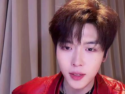 3.3直播,说了等于没说的事儿除了这三件,还有一个是《心动已读不回》和翟一莹搭啦~#卡戎 #直播 #肆零肆 #新剧来袭