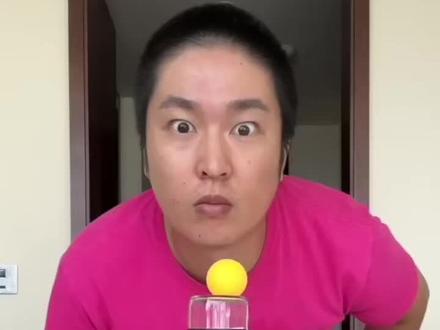 幽默爆笑哥的日常搞笑视频#这神操作也是没谁了👍🏻👍🏻👍🏻