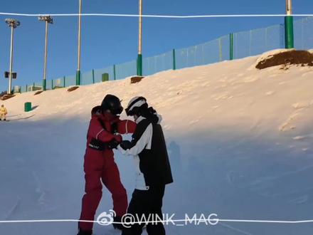 wink杂志承诺的滑雪他来了
#云熠星河#云旗#郝熠然
