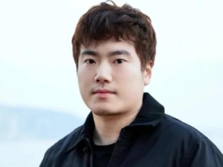 梁靖崑,你想活出怎样的爹生!们国乒男团的儿子真是各有各的抽象啊#梁靖崑 #马龙 #许昕 #抽象 #国乒