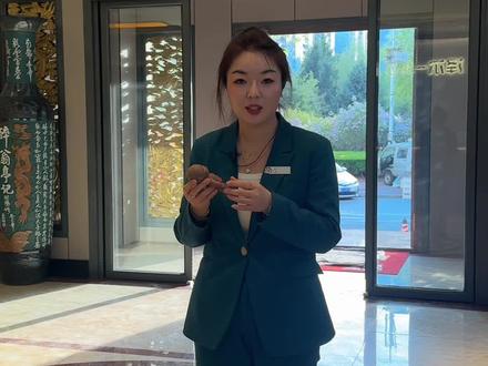 跟风买的娜塔莎神裤,被我穿成一次性的了? 谁懂啊家人们!
被全网吹爆的娜塔莎均码裤衩子,说是均码的人都能穿
我信了,结果刚穿第一天,直接给我干“退役”了😅
是我太胖了吗,同事都笑我把人家裤衩子的一生都走完了…#娜塔莎 #网购踩雷 #打工人社死现场 #职场尴尬瞬间