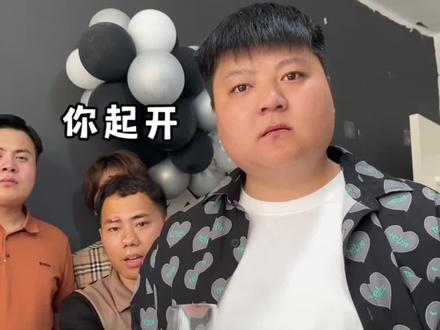 与其追逐光、不如变成光。