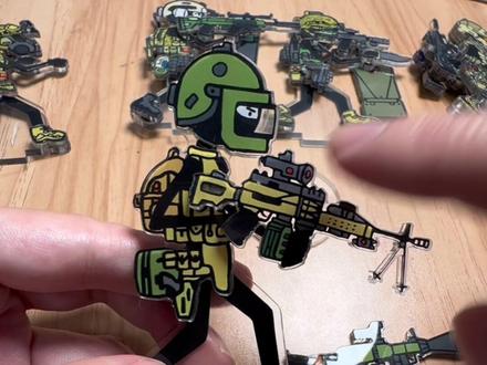 重火力火柴人特种兵磁吸立牌玩具 这是6套里的第二套,配置了rpg和大弹鼓重机枪,火力强大,还有全包裹钢盔#男孩玩具 #立牌 #火柴人 #三角洲 #暗区突围