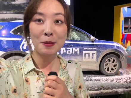 同级唯一后驱五连杆,9万级起步即中配! 5月27日,MG4家族首款SUV--MG4X正式上市,共推出4款车型,提供510km和610km 两种续航选择,限时补贴价9.28万﹣10.98万元。作为面向年轻家庭的品质座驾,MG4X诚意十足,将平权进行到底!#MG4X #610KM宁德时代电池SUV打入10万内