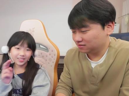 和女儿一起开箱ROG"阿莱学习机X",现在学习机这么高端了 #科技数码 #掌机 #win掌机 #ROG掌机X #STEAMDECK 这次的rog ally x续航真的可以。过几天试试bazztie,看看在steam os下的表现