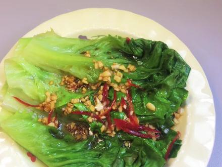 #自己亲手做美食 #创作者中心 #创作灵感 #家常菜 #低卡低脂餐 5分钟搞定的白灼生菜,脆嫩鲜甜超治愈!