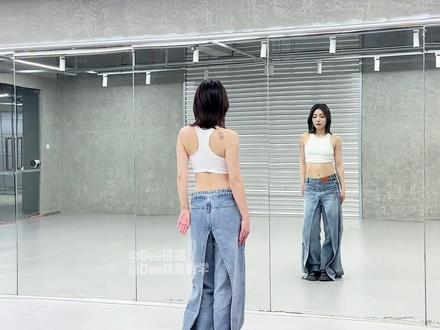 i-dle最新回归曲Mono舞蹈副歌翻跳+语音详细教学分解 纯享版竖版在大号@Dee镝镝
i-dle最新回归曲Mono来咯 超级早的早班车 #mono #舞蹈教学 #舞蹈分解教学视频 #Dee分解 #青年创作者成长计划
