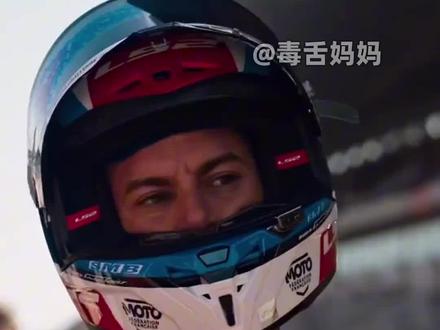 #张雪#张雪的机车#张雪820rr#张雪夺冠 瓦伦丁·德比斯与张雪的互相成就